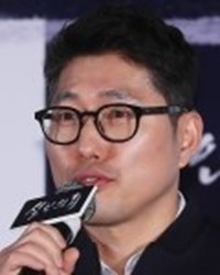孫容鎬 Yong-ho Son