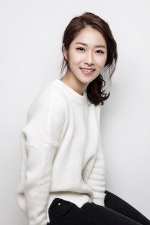 申允貞 Shin Yoon Jung