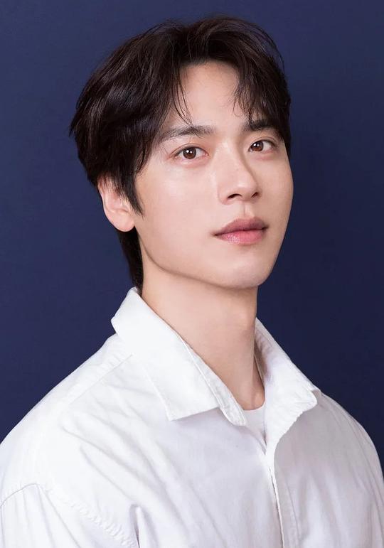 尹勝宇 Seung-Woo Yoon