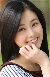 崔貞允 Jeong-yun Choi