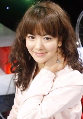 秋葉裡枝 Akiba Rie