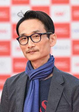 洪勇浩 Yong-Ho Hong