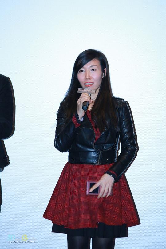 許恩熙 Eunhee Huh