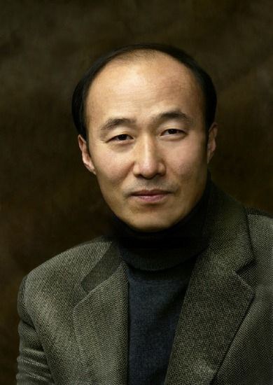 尹周相 Ju-sang Yun