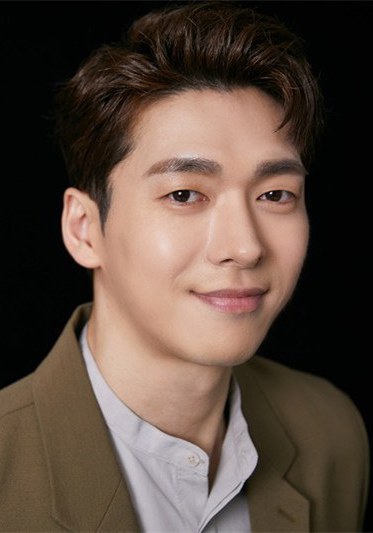 申秀吾 Shin Soo Oh