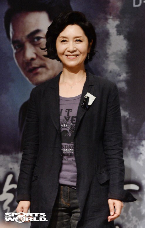 金惠玉 Hye-ok Kim