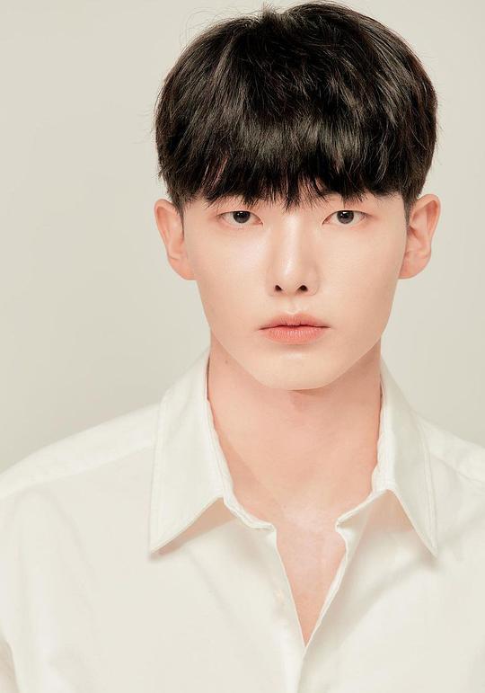 姜恩彬 Kang Eun-Bin