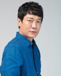 康辛久 Sin-goo Kang