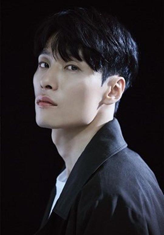 金東沅 Kim Dong-Won