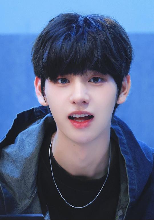 金東玧 Dong-yun Kim