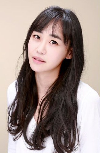 姜來妍 Rae-yeon Kang