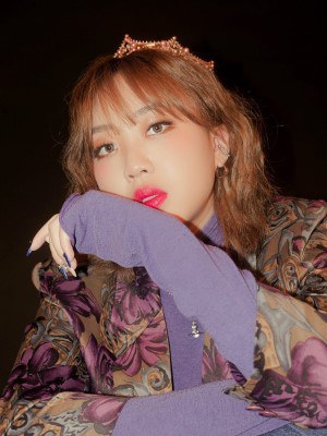 李泳知 Lee Young-Ji