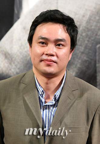 金兌玧 Tae-yoon Kim