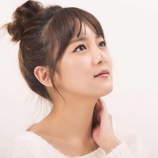 宋恩彩 Eun-Chae Song