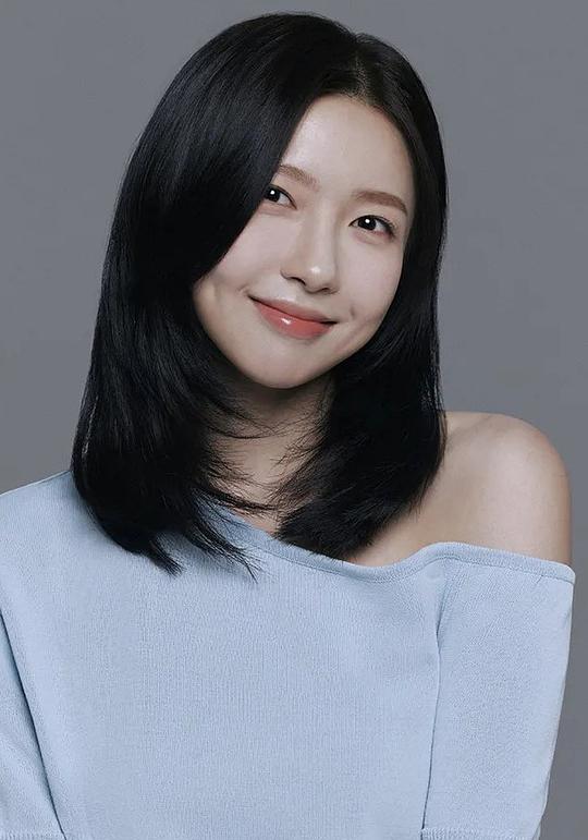 朱賢英 Joo Hyun Young