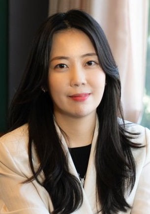 李施恩 Lee Shi Eun