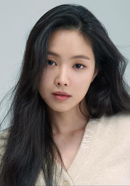 孫娜恩 Na-Eun Son