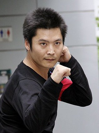 成泓日 Seong Hong-il