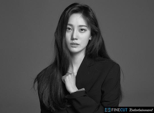 韓材利 Jae-Yi Han