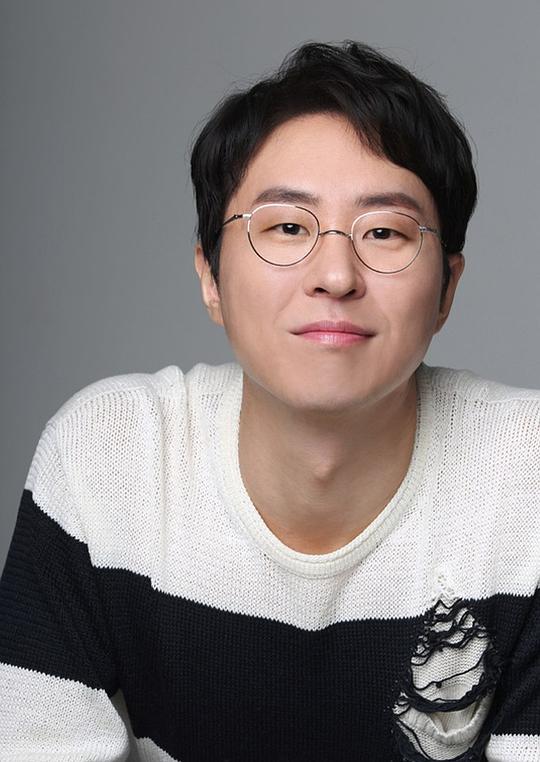 李玄均 Hyeon-gyoon Lee