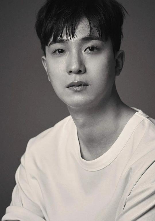 權多鹹 Daham Kwon