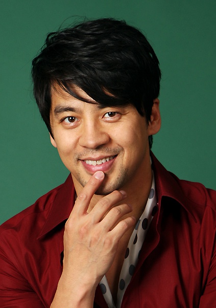 權伍中 Oh-jung Kwon