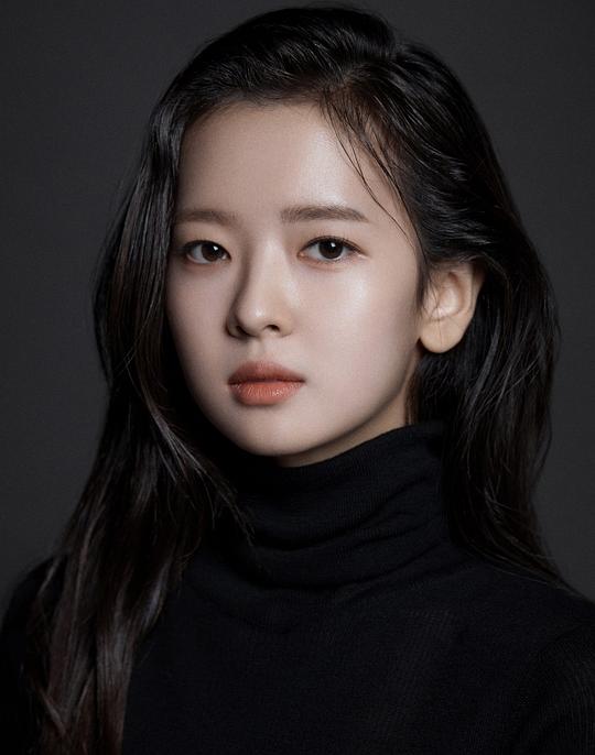 黃寶凜星 Hwang Bo-reum-byeol