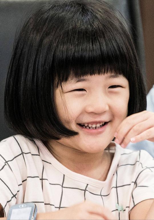 李珍珠 Jin-joo Lee