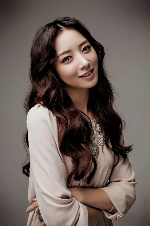 白桑熙 Sang-hee Baek