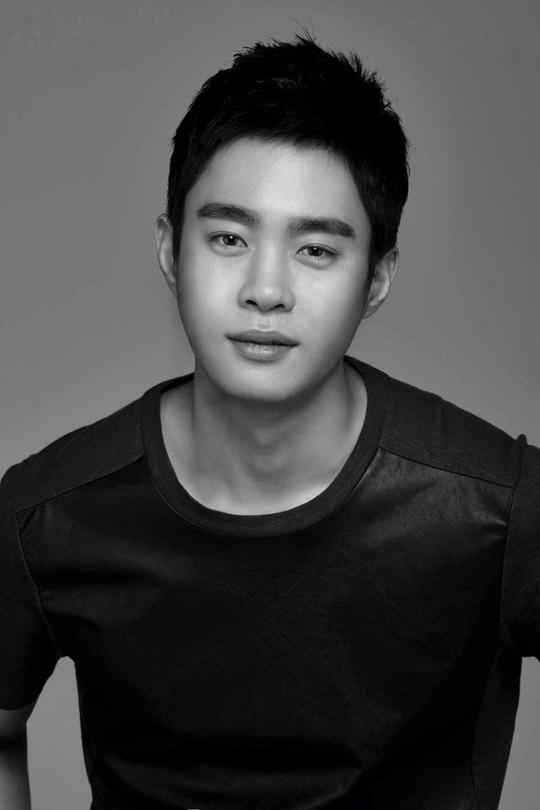 金東英 Dong-yeong Kim