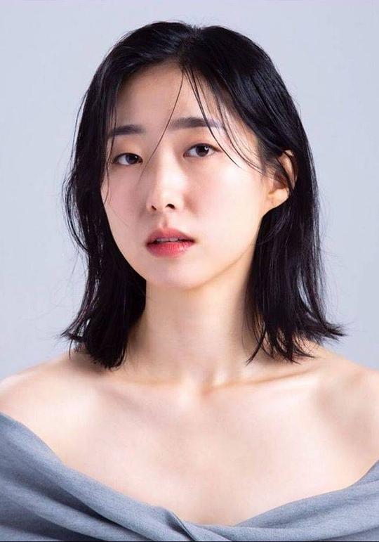 夏詩妍 Si-yeon Ha