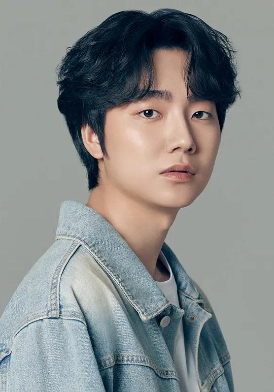 成侑彬 Yoo-bin Sung