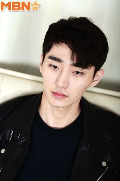 申康宇 Kang-woo Shin