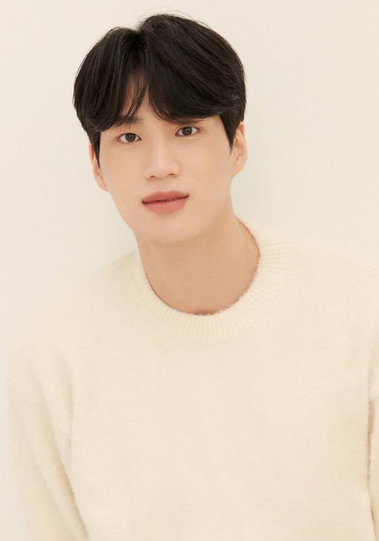 全俊昊 Jun-ho Jeon