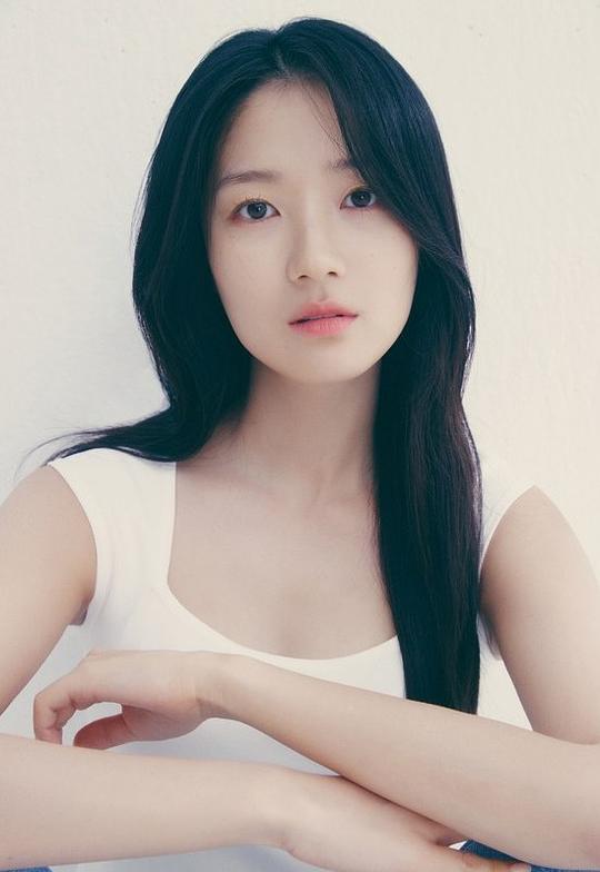 金惠奫 Hye-yoon Kim