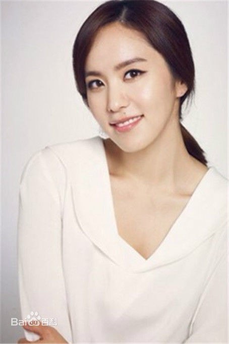 樸智允 Ji-Yoon Park