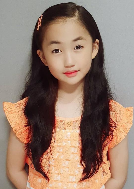 崔孝恩 Hyo-eun Choi