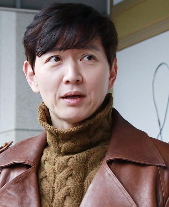 李健明 Gun-myung Lee