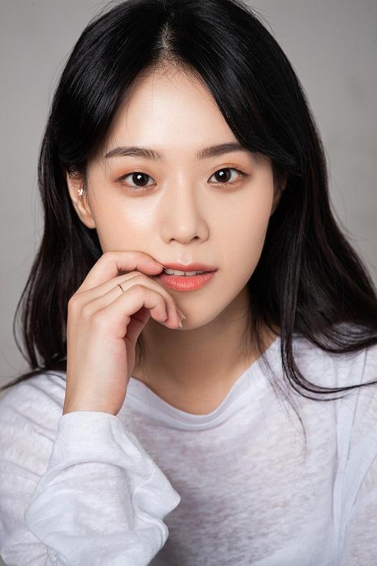 李輝瑞 Hwi-seo Lee