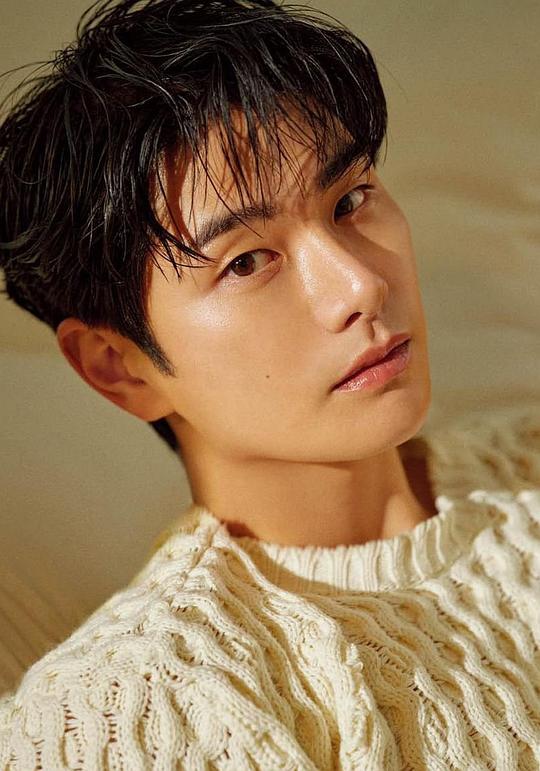 李伊庚 Yi-Kyeong Lee