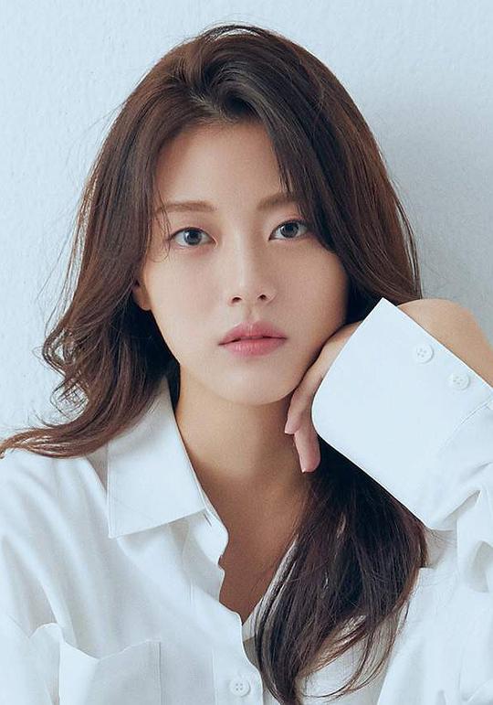 白琇熹 Baek Soo Hee