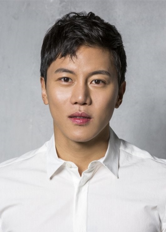 音文碩 Moon-seok Eum