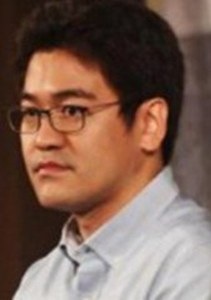 李東允 Lee Dong-yoon