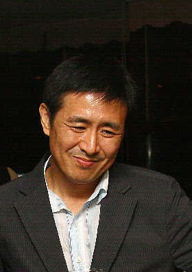 樸起鏞 Ki-Yong Park