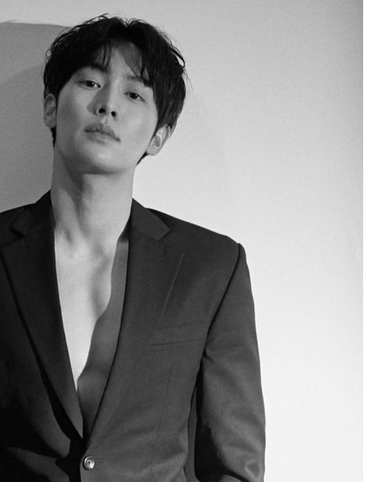 權華煥 Hwa-woon Kwon