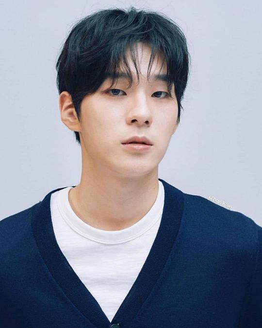 李漢翼 Lee Han Ik