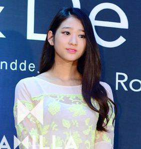 裴盧麗 Noo-Ri Bae