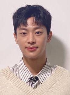 李信永 Sin-yeong Lee