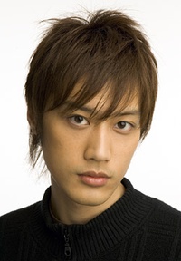 內田朝陽 Asahi Uchida