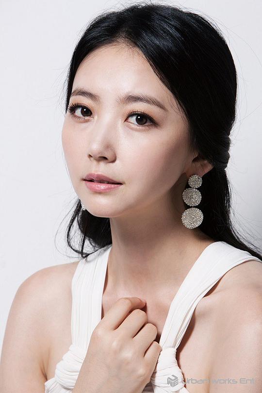 任聖嫣 Seong-Eon Lim